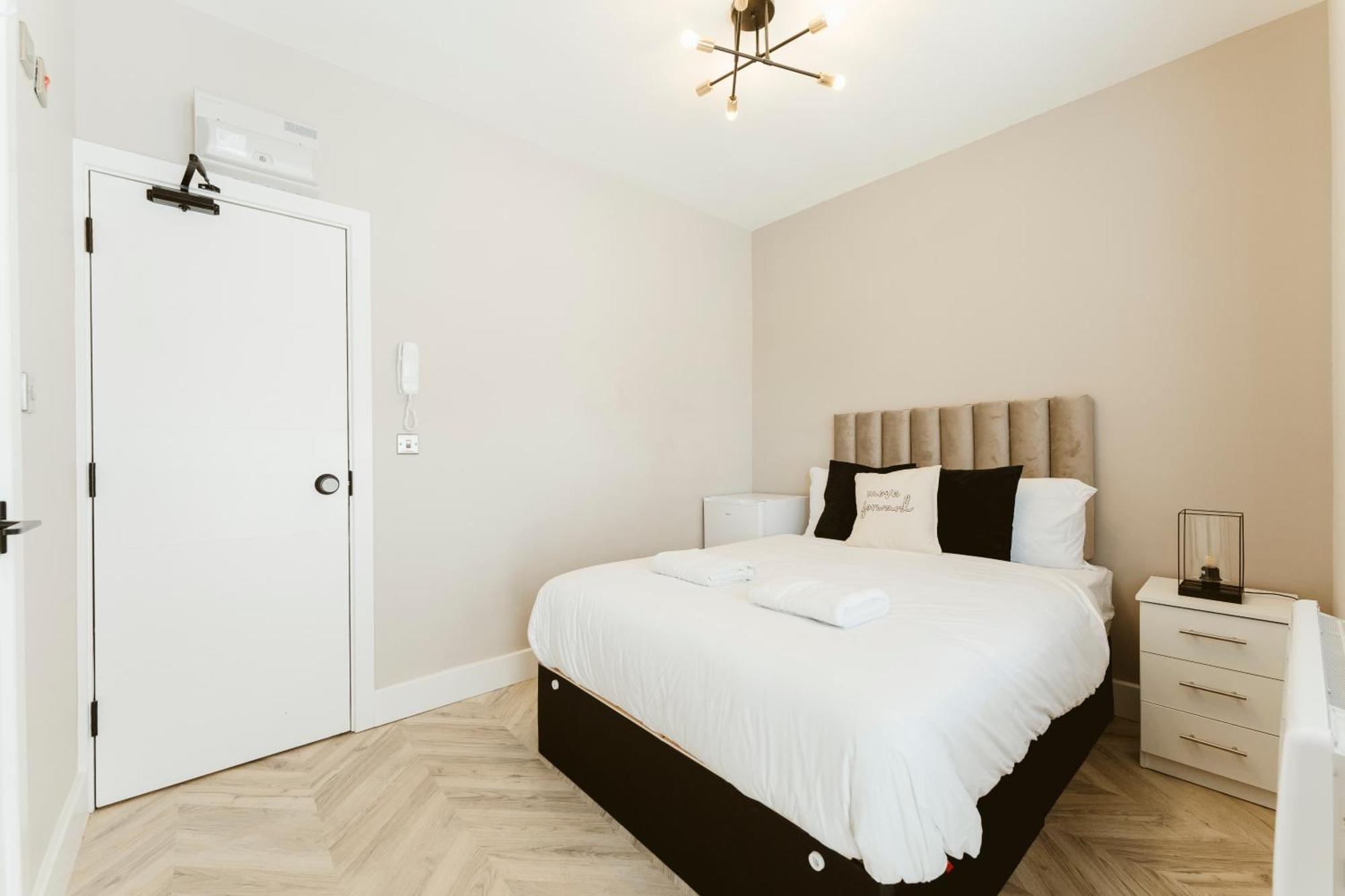 West Drayton Self Contained Studios Esterno foto